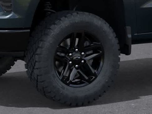 Used 2026 Chevrolet Silverado 1500 Custom Trail Boss AWD/4WD image 9