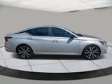 Used 2021 Nissan Altima 2.5 SR image 6