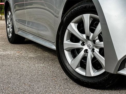 Certified 2025 Toyota Corolla LE image 2