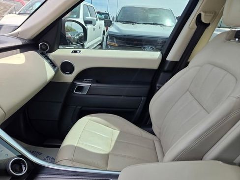 Used 2019 Land Rover Range Rover Sport Supercharged AWD/4WD image 17