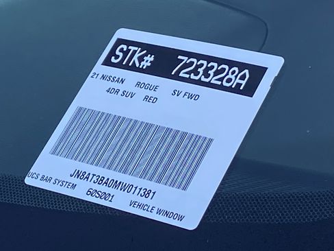 Used 2021 Nissan Rogue SV image 31