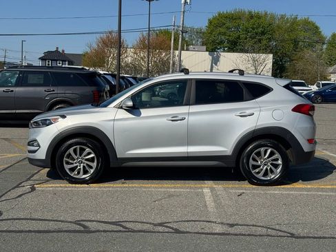 Used 2016 Hyundai Tucson SE w/ Option Group 02 AWD/4WD image 2