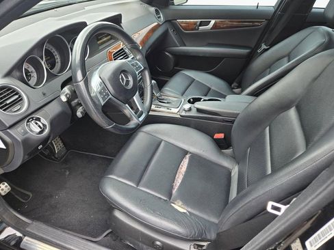 Used 2014 Mercedes-Benz C 250 Sedan image 12
