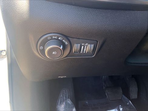 Used 2025 Jeep Compass Limited AWD/4WD image 33