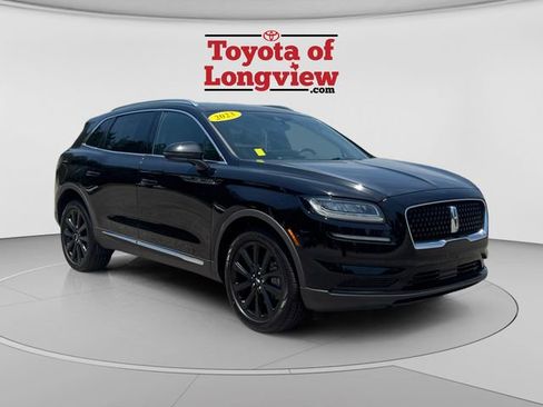 Used 2023 Lincoln Nautilus Reserve w/ Monochromatic Package AWD/4WD image 7