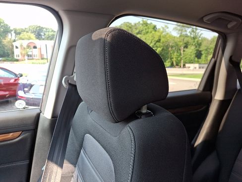 Certified 2021 Honda CR-V EX image 17