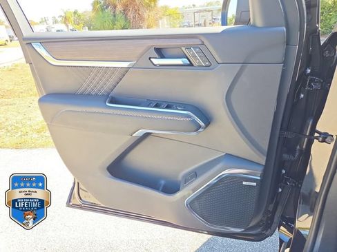 New 2026 GMC Acadia Denali w/ Super Cruise Package AWD/4WD image 21