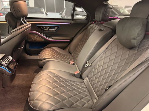 Used 2023 Mercedes-Benz S 580 4MATIC Sedan image 23