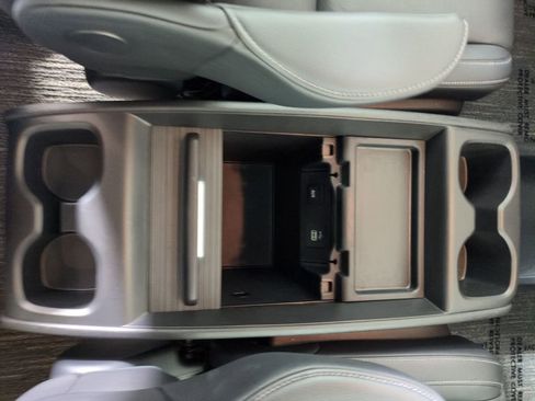 Certified 2024 Honda Odyssey Touring image 29