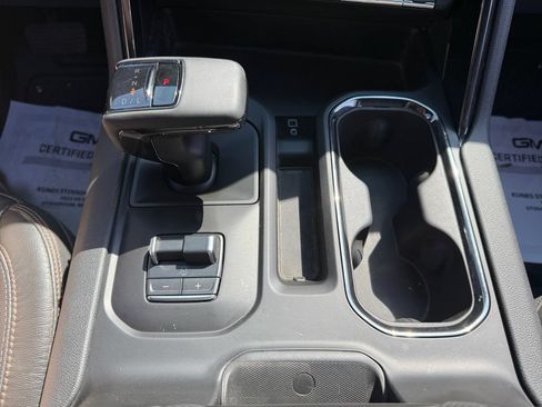 Used 2023 GMC Sierra 1500 AT4 w/ AT4 Preferred Package AWD/4WD image 33