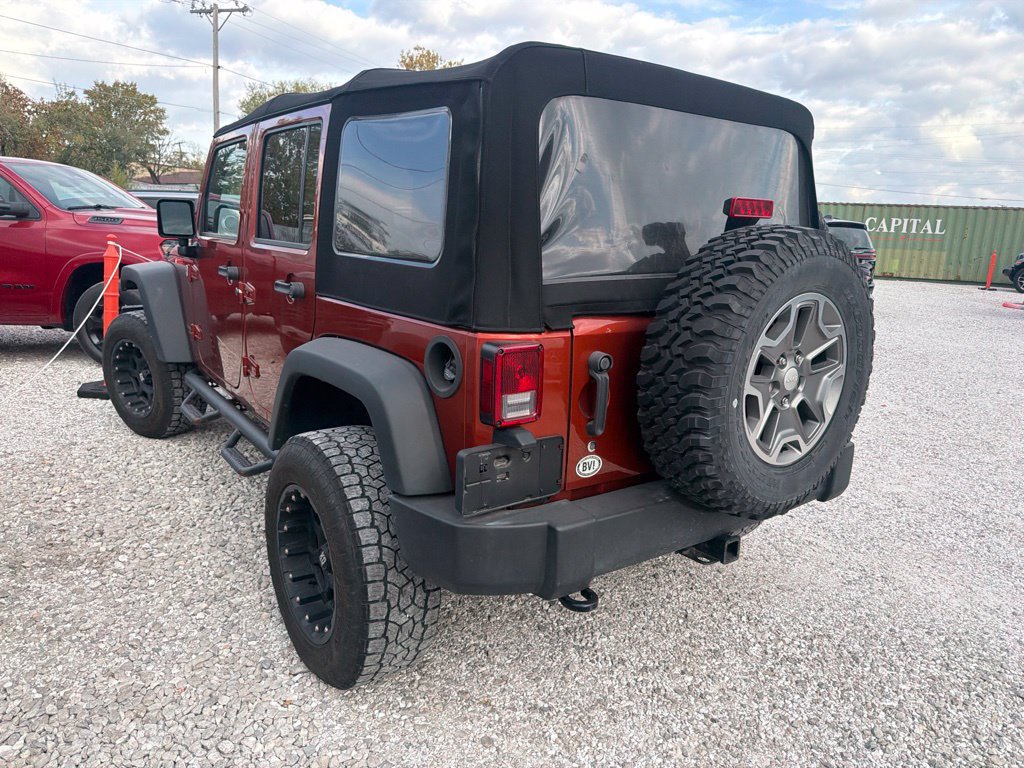 Used 2014 Jeep Wrangler Unlimited Rubicon w/ Dual Top Group AWD/4WD image 7