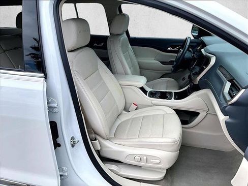Used 2020 GMC Acadia Denali w/ Trailering Package FWD image 9