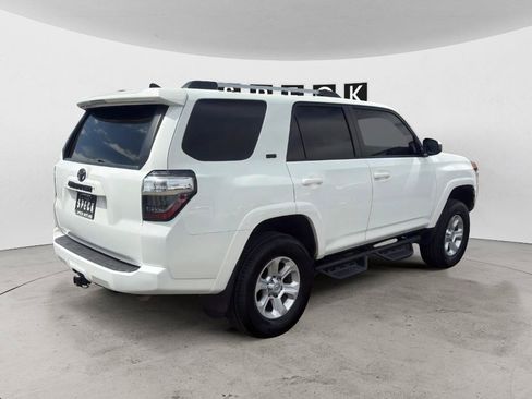 Used 2021 Toyota 4Runner SR5 AWD/4WD image 5