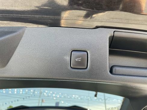 Used 2024 Ford Escape ST-Line AWD/4WD image 7