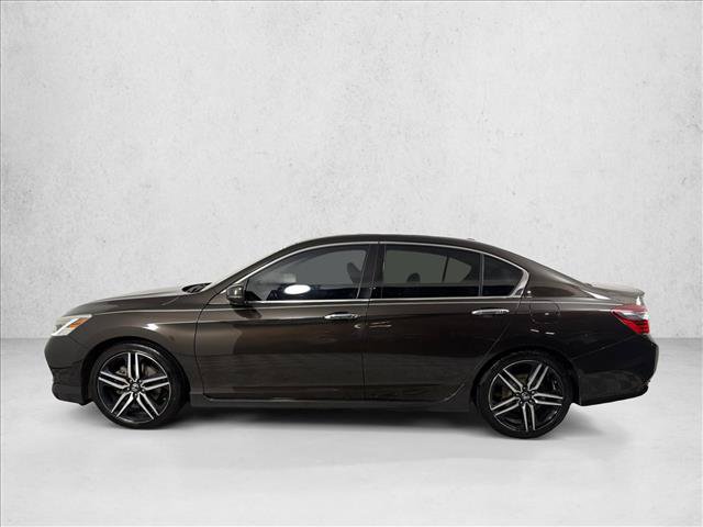 Used 2016 Honda Accord Touring image 8