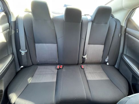 Used 2023 Nissan Sentra SV image 38