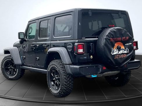 Used 2023 Jeep Wrangler Unlimited w/ Cold Weather Group AWD/4WD image 4