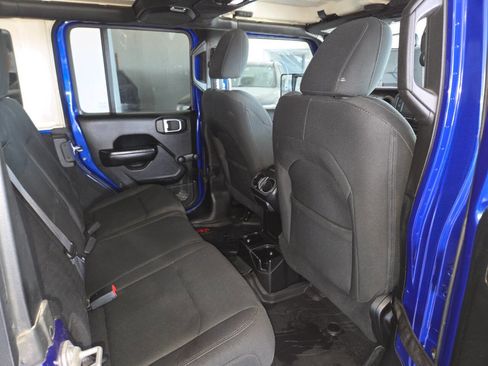 Used 2018 Jeep Wrangler Unlimited Sport AWD/4WD image 27