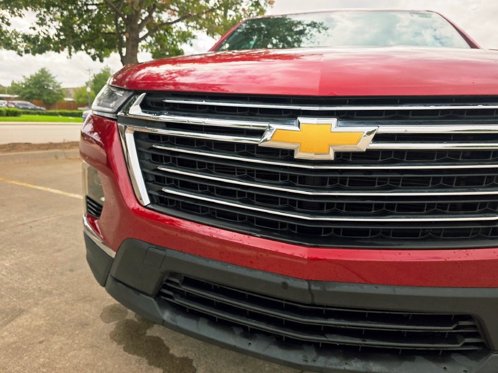 Used 2023 Chevrolet Traverse LT FWD image 29