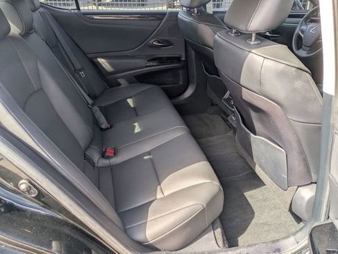 Used 2023 Lexus ES 350 w/ Accessory Package (Z1) image 30