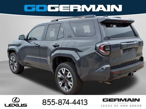 Used 2025 Toyota 4Runner TRD Sport Premium AWD/4WD image 9