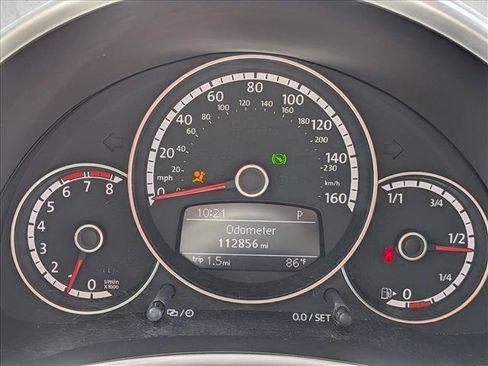 Used 2016 Volkswagen Beetle 1.8T S FWD image 12