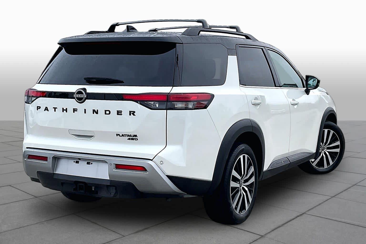 Used 2023 Nissan Pathfinder Platinum w/ Cargo Package AWD/4WD image 13