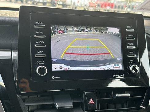 Used 2024 Toyota Camry SE image 17