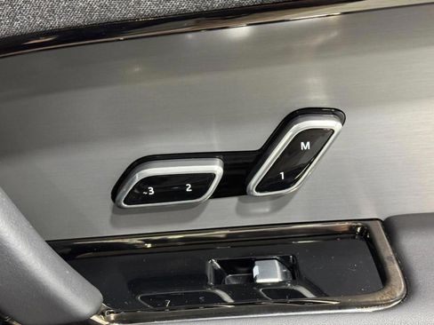 Used 2023 Land Rover Range Rover Sport SE image 20