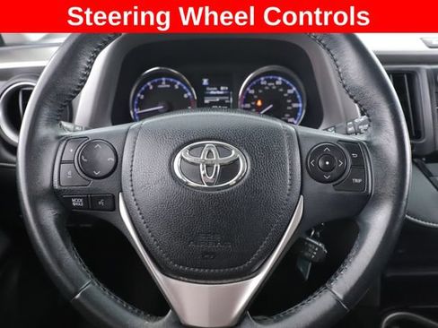 Used 2016 Toyota RAV4 XLE AWD/4WD image 21