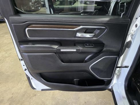 Used 2021 RAM 1500 Laramie image 32