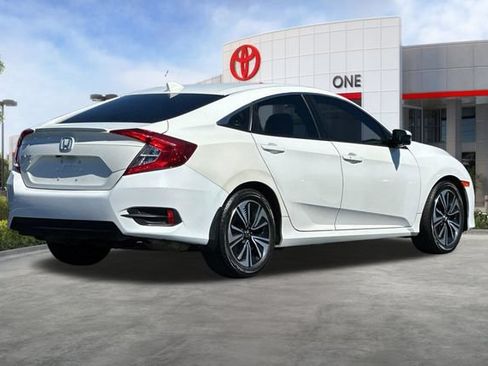 Used 2016 Honda Civic EX-T image 4