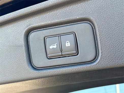 New 2025 Nissan Pathfinder Rock Creek image 14