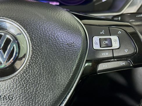 Used 2019 Volkswagen Tiguan SEL image 23