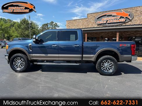 Used 2017 Ford F250 Lariat w/ Chrome Package AWD/4WD image 1