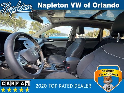 Used 2023 Volkswagen Taos SE image 18