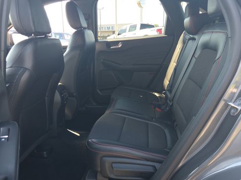 Used 2023 Ford Escape ST-Line w/ Tech Pack #1 AWD/4WD image 16