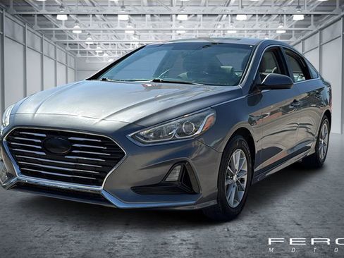 Used 2018 Hyundai Sonata SE image 1