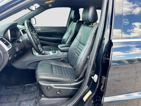 Used 2018 Jeep Grand Cherokee Limited AWD/4WD image 21