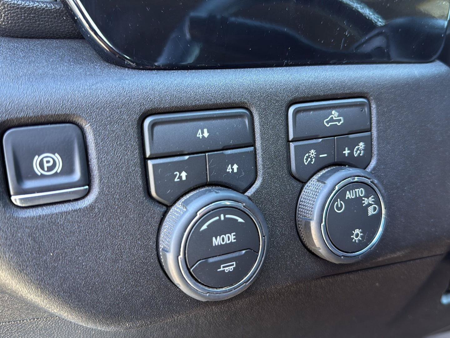 Used 2026 Chevrolet Silverado 3500 LT AWD/4WD image 11