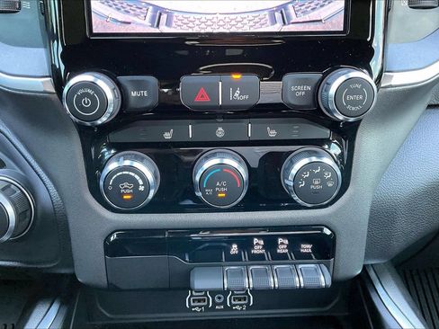 Used 2025 RAM 1500 Big Horn RWD image 17