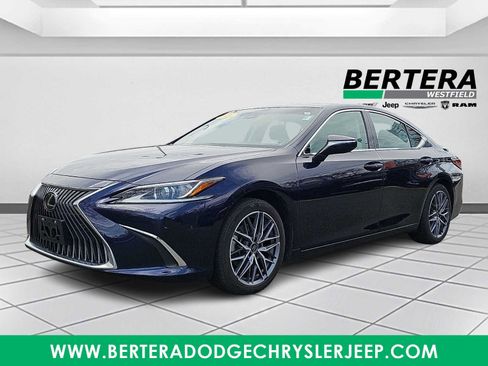 Used 2021 Lexus ES 350 w/ Premium Package FWD image 3