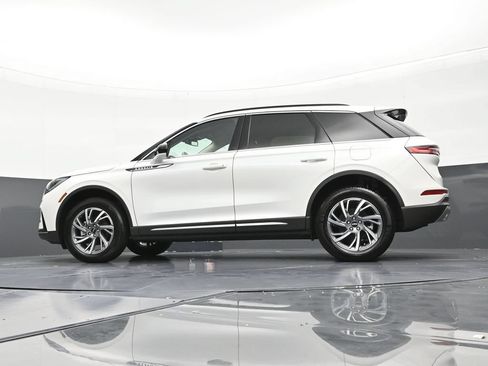 Used 2026 Lincoln Corsair Premiere FWD image 22