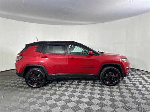 Certified 2021 Jeep Compass Latitude image 4