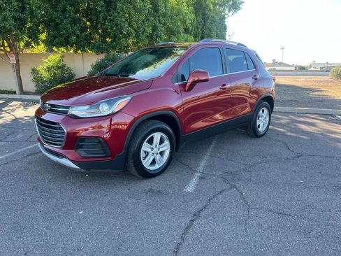 Used 2020 Chevrolet Trax LT image 4