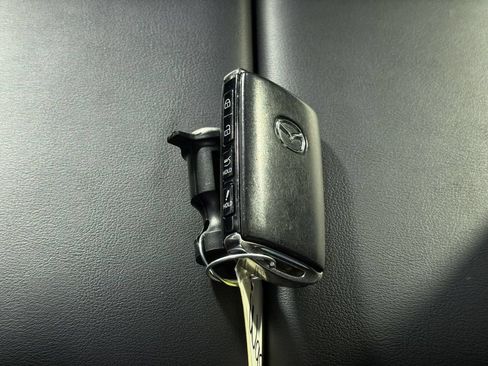 Used 2024 MAZDA CX-90 3.3 Turbo w/ Premium Package AWD/4WD image 32