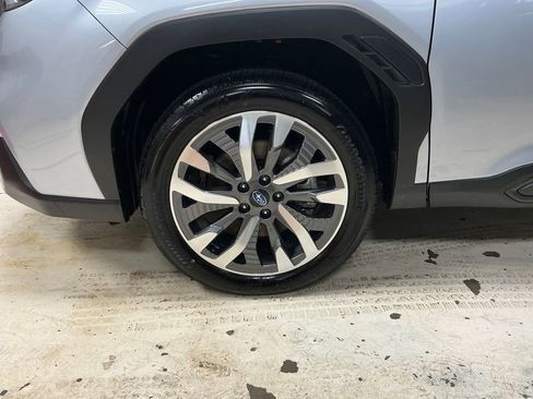 Used 2025 Subaru Forester Touring image 8