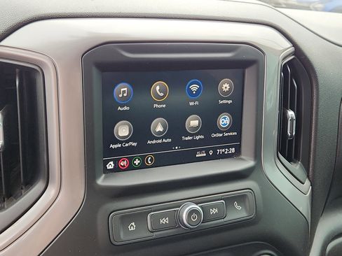 Used 2023 Chevrolet Silverado 2500 Custom w/ Custom Value Package image 14