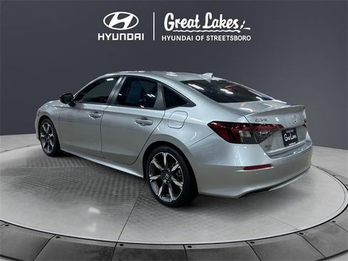 Used 2025 Honda Civic Sport image 3