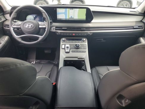 Used 2024 Hyundai Palisade SEL w/ Premium Package FWD image 18